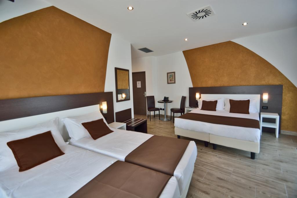 Hotel Luxor Florence Buitenkant foto
