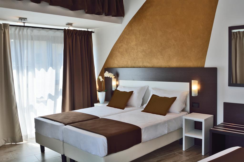 Hotel Luxor Florence Buitenkant foto