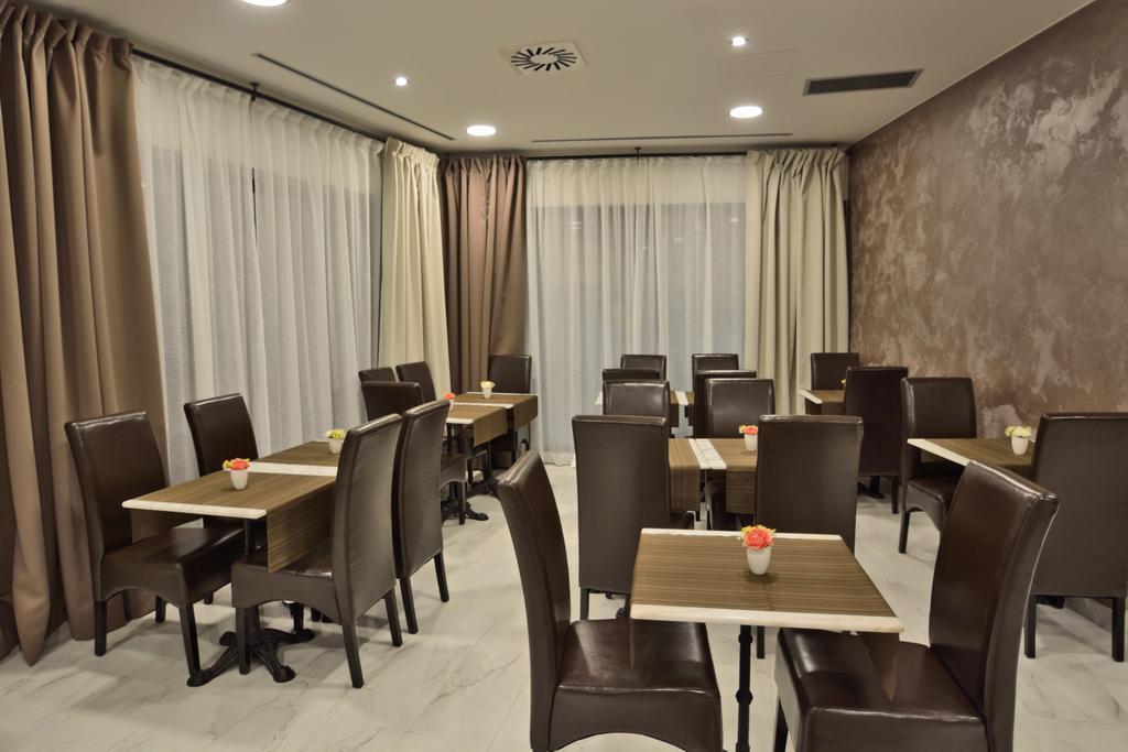 Hotel Luxor Florence Buitenkant foto